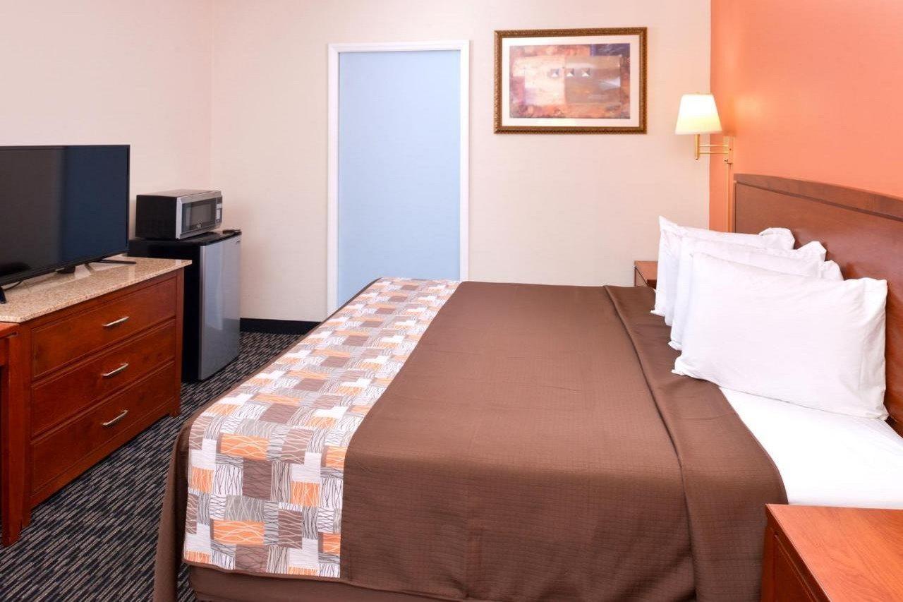 Americas Value Motel Sullivan